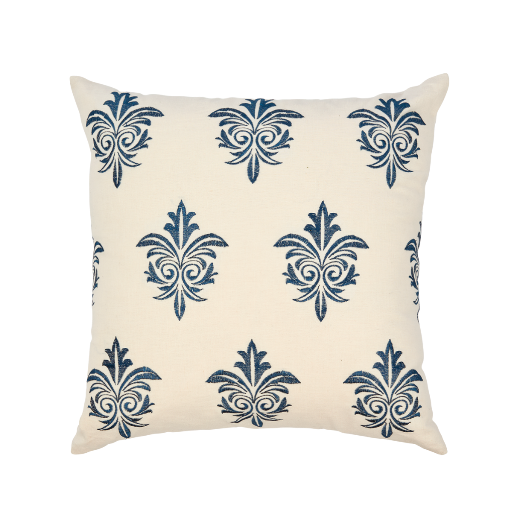 Cushions & Throws